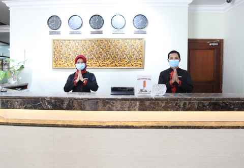 Lobby Hotel Grand Victoria Samarinda