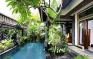 Common Space 3 Taman Sari Bali Villas Kerobokan