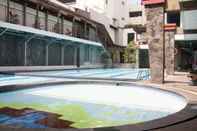 Swimming Pool Grand Pasundan Convention Hotel