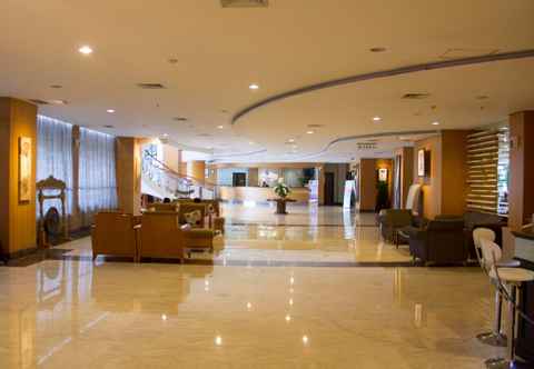 Lobi Grand Pasundan Convention Hotel