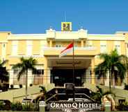 Exterior 3 Grand Q Hotel Gorontalo