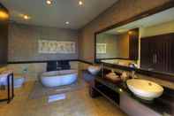 In-room Bathroom Bali Rich Villas Seminyak