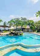 SWIMMING_POOL Grand Balisani Suites