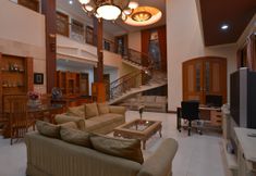 Lobby 2 Kebagusan Indah Guest House