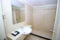 In-room Bathroom Hotel Merdeka Kediri