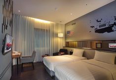 Bedroom 4 Cabin Hotel