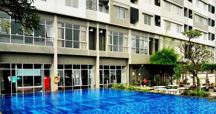 Swimming Pool High Livin Apartment Baros