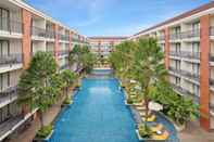 Kolam Renang Swiss-Belhotel Tuban