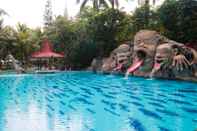 สระว่ายน้ำ Puri Asri Hotel & Resort Magelang