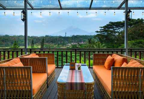 Bar, Cafe and Lounge Puri Asri Hotel & Resort Magelang