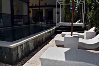 Swimming Pool 4 Legian Cozy