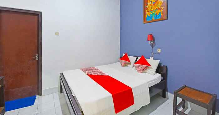 Kamar Tidur OYO 3244 Grand Chandra Hotel