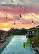 SWIMMING_POOL HW Hotel Padang