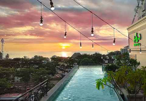 Swimming Pool HW Hotel Padang