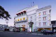 Luar Bangunan HW Hotel Padang
