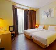 Bedroom 3 DeRain Hotel Bandung
