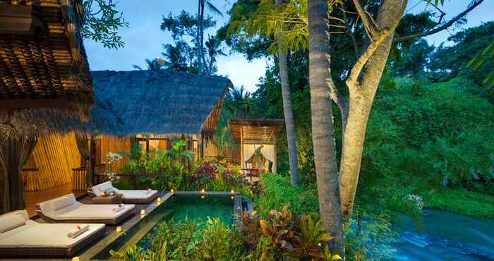 Lobi Fivelements Retreat Bali