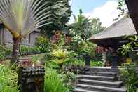 Lobby Villa Nirvana Bali