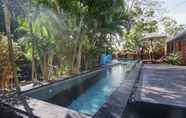 Swimming Pool 6 Kampung 168 Jimbaran