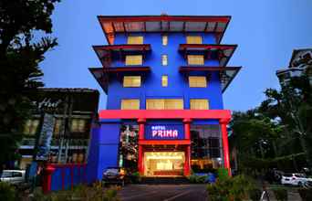 Bên ngoài 4 Hotel Prima Makassar