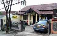 Bangunan 2 Anaking Homestay