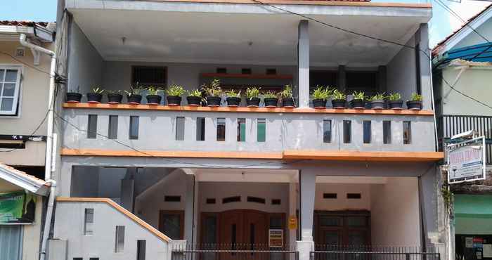 Exterior Anaking Homestay