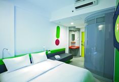 Bedroom 7 POP! Hotel Gubeng