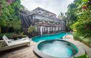 Swimming Pool 2 Tukad White House