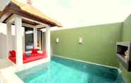 Kolam Renang 2 Jas Boutique Villas