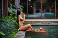 Hồ bơi Umae Villa Ubud