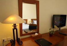 Bedroom 4 Makassar Golden Hotel