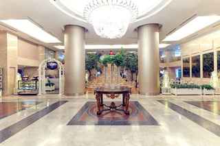 Garden Palace Hotel Surabaya, Rp 430.000