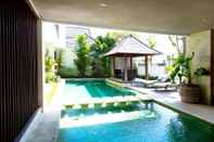 Kolam Renang Apple Villa Apartment