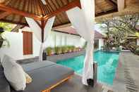 Swimming Pool Uma Sapna Villa