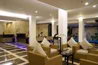 Lobby Park Regis Kuta