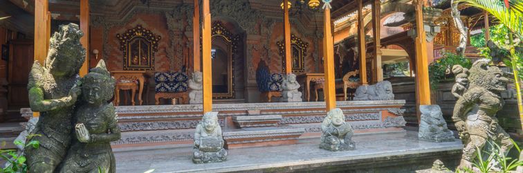 Lobby Sania's House Bungalows