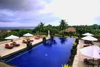 Swimming Pool Sekar Nusa Villas