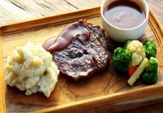 레스토랑 7 Studio Inn & Suites Semarang