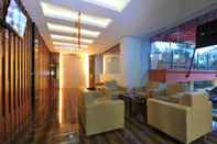 Lobi Studio Inn & Suites Semarang