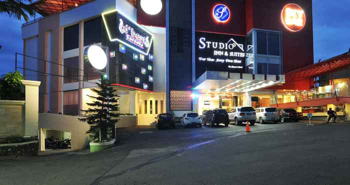 Exterior Studio Inn & Suites Semarang