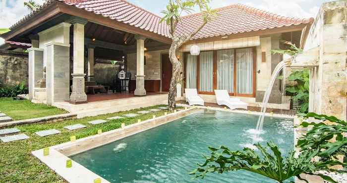 สระว่ายน้ำ Bali Prime Villas