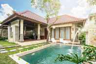 สระว่ายน้ำ Bali Prime Villas