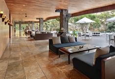 Lobby 4 Peppers Seminyak