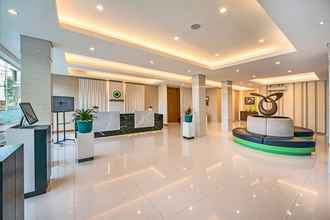 Lobi 4 Hotel Lotus Subang