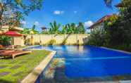 Swimming Pool 3 Putri Ayu Cottages