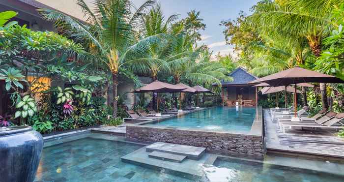 Kolam Renang Kejora Suites