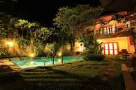 Swimming Pool Villa Puriartha Ubud