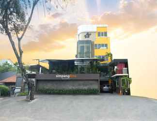 Bangunan 2 Simpang Lima Residence