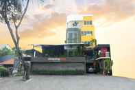 Bangunan Simpang Lima Residence