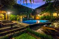 Swimming Pool Sahadewa Resort and Spa